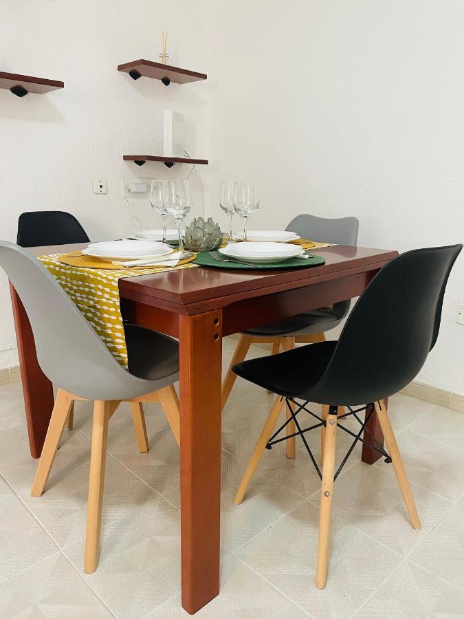 Cozy 2-Bedroom Serviced Apartment With Netflix Puerto de Sagunto Exterior photo